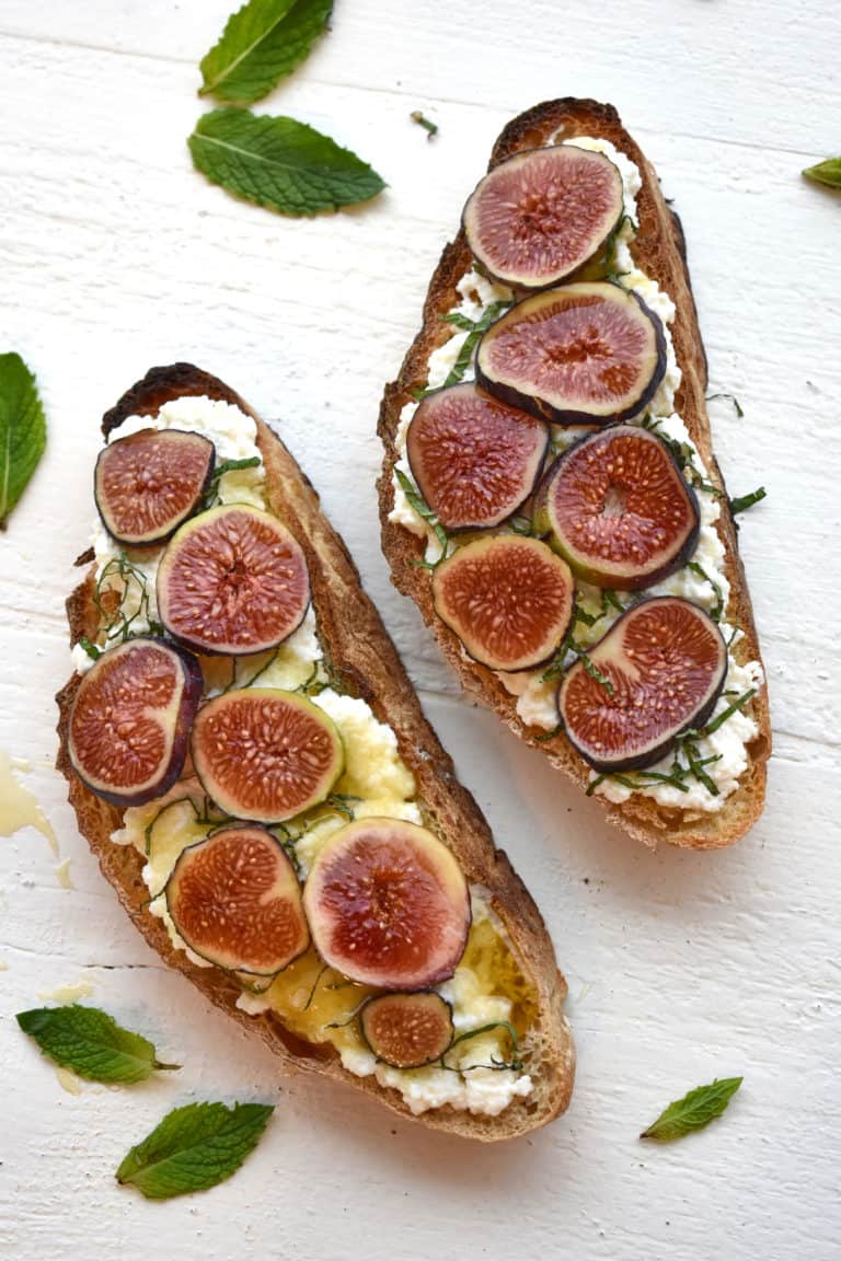 Figs Ricotta and Honey Toast Overhead